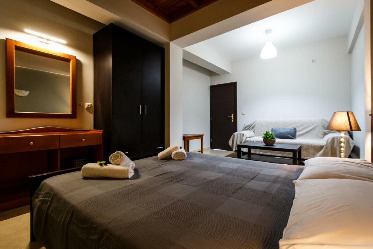 Teo Vivi Maizonette Apartment Zakynthos Town Luaran gambar